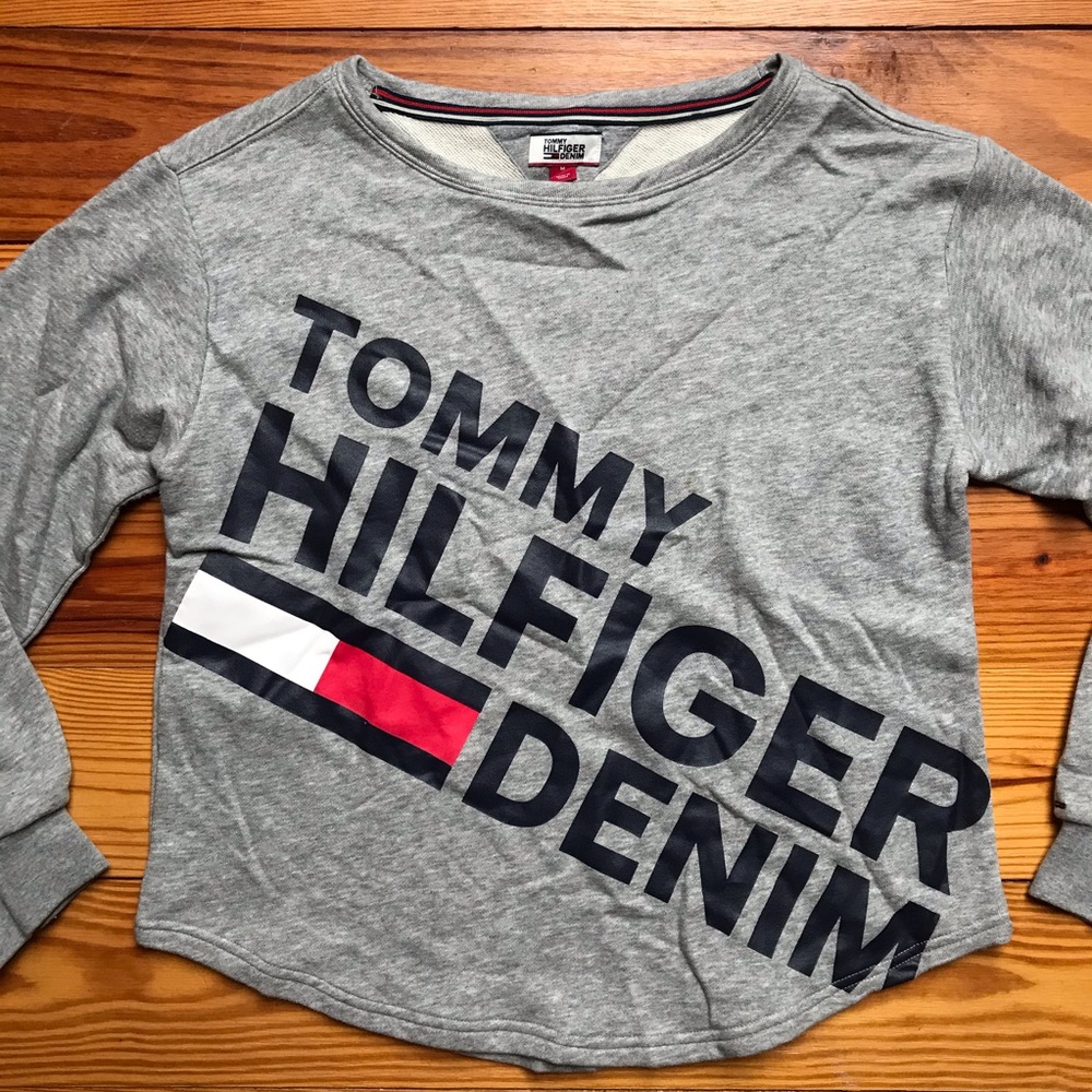 Tommy Hilfiger Gray Sweatshirt, EUC, M - Picture 5 of 12